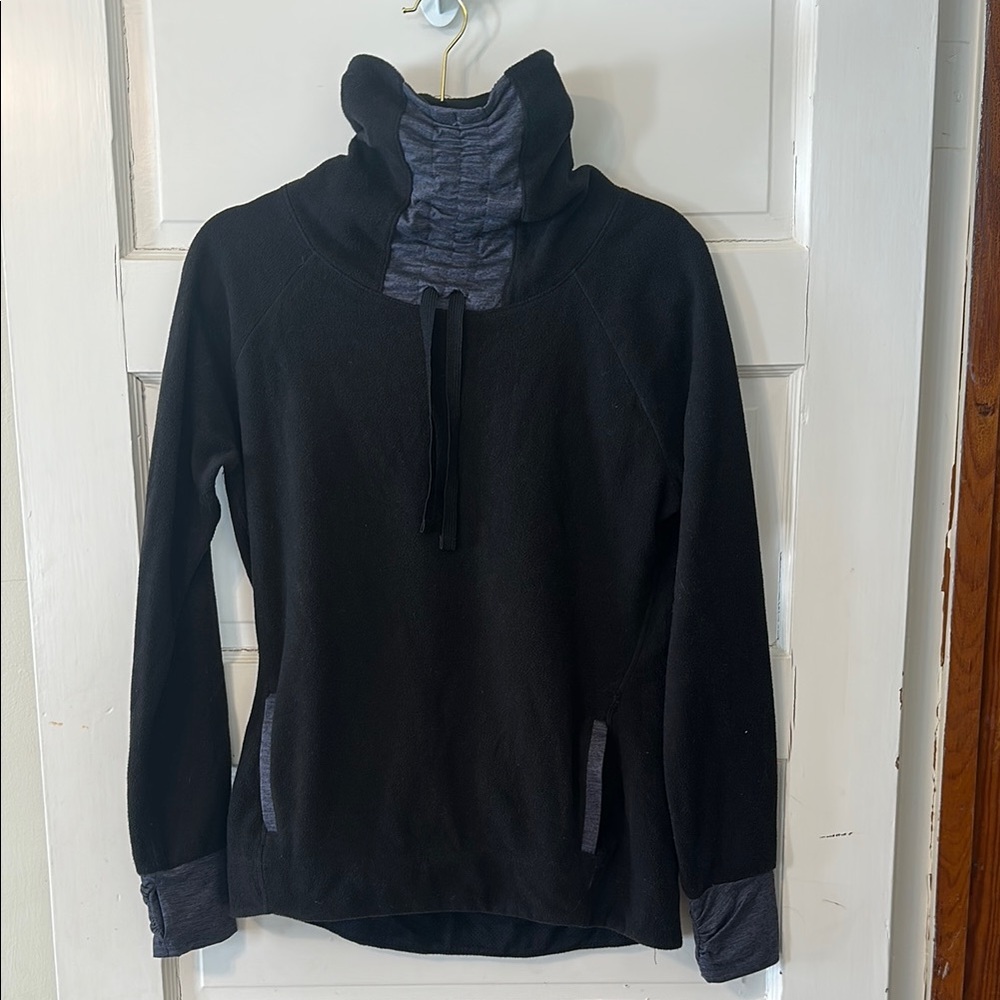 Old Navy Active Black Fleece Pullover